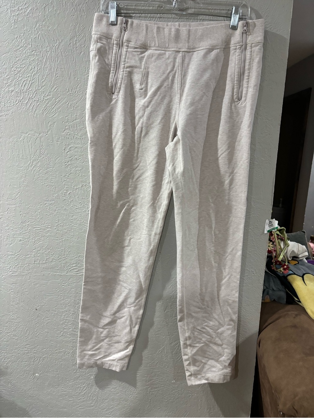 Lululemon Double Pocket Zippered Casual Lounge Sweatpants in Grey size 10